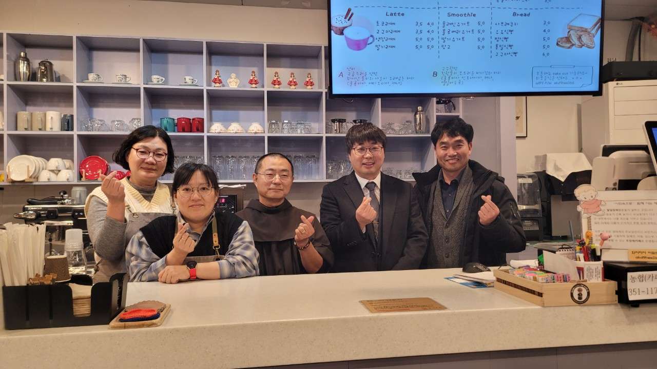 사본 -6_dj7Ud018svc11axf93u05ond_vd3dgs.jpg