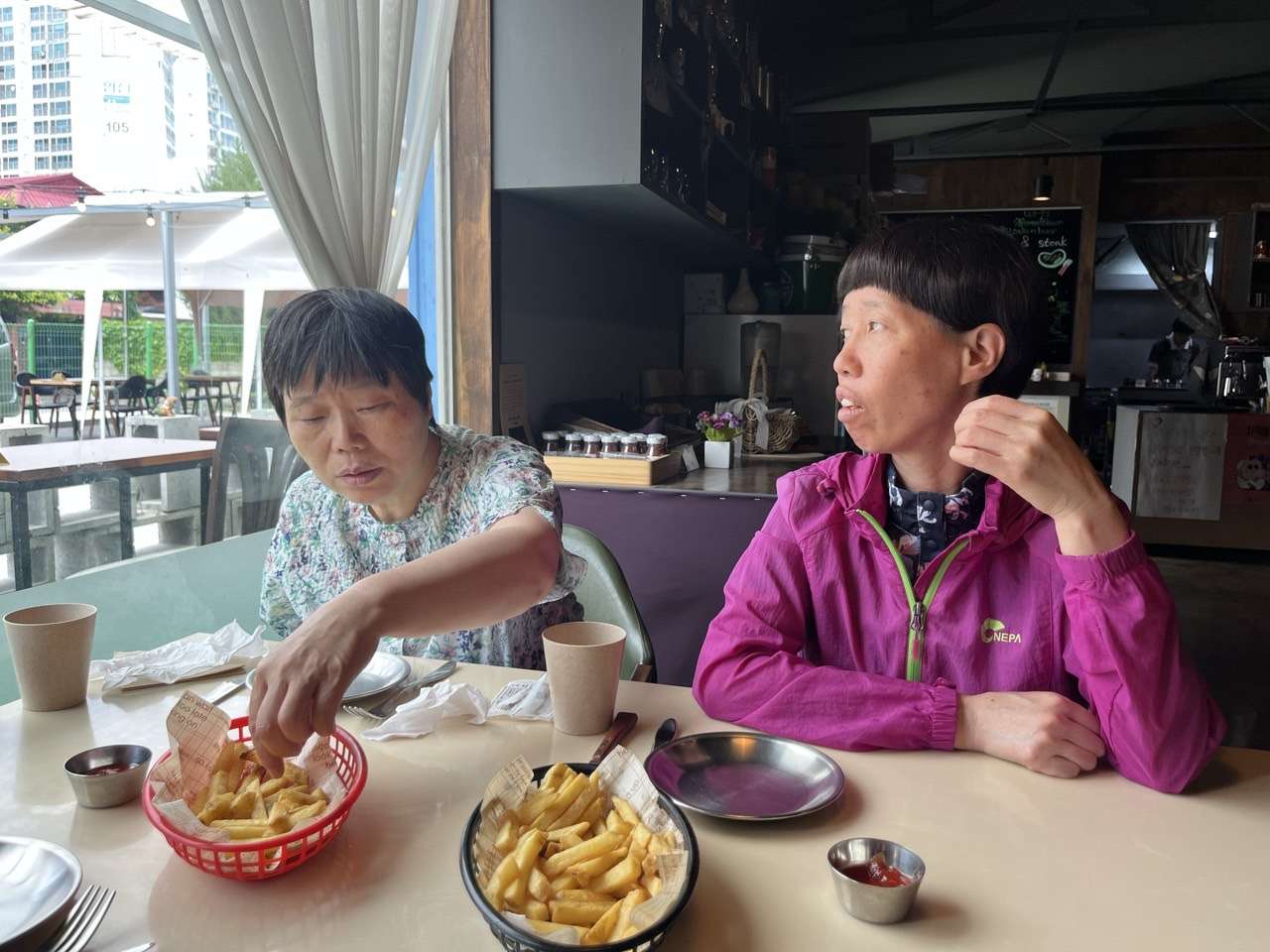 사본 -d_1bcUd018svc1i1okmhqzz5ex_e14x8z (1).jpg