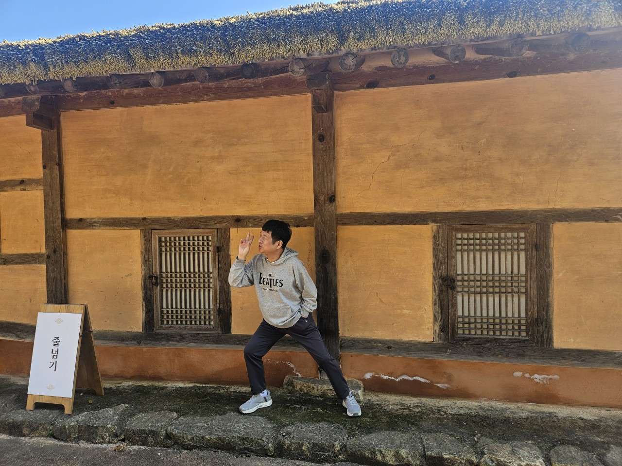 사본 -b_d6fUd018svc1q52mut3vp8ww_uh9kw5.jpg