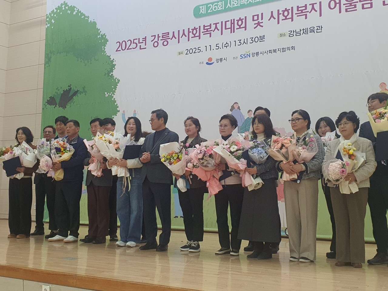 사본 -b_ce6Ud018svc146y1ei9wujxy_pl1i5e.jpg