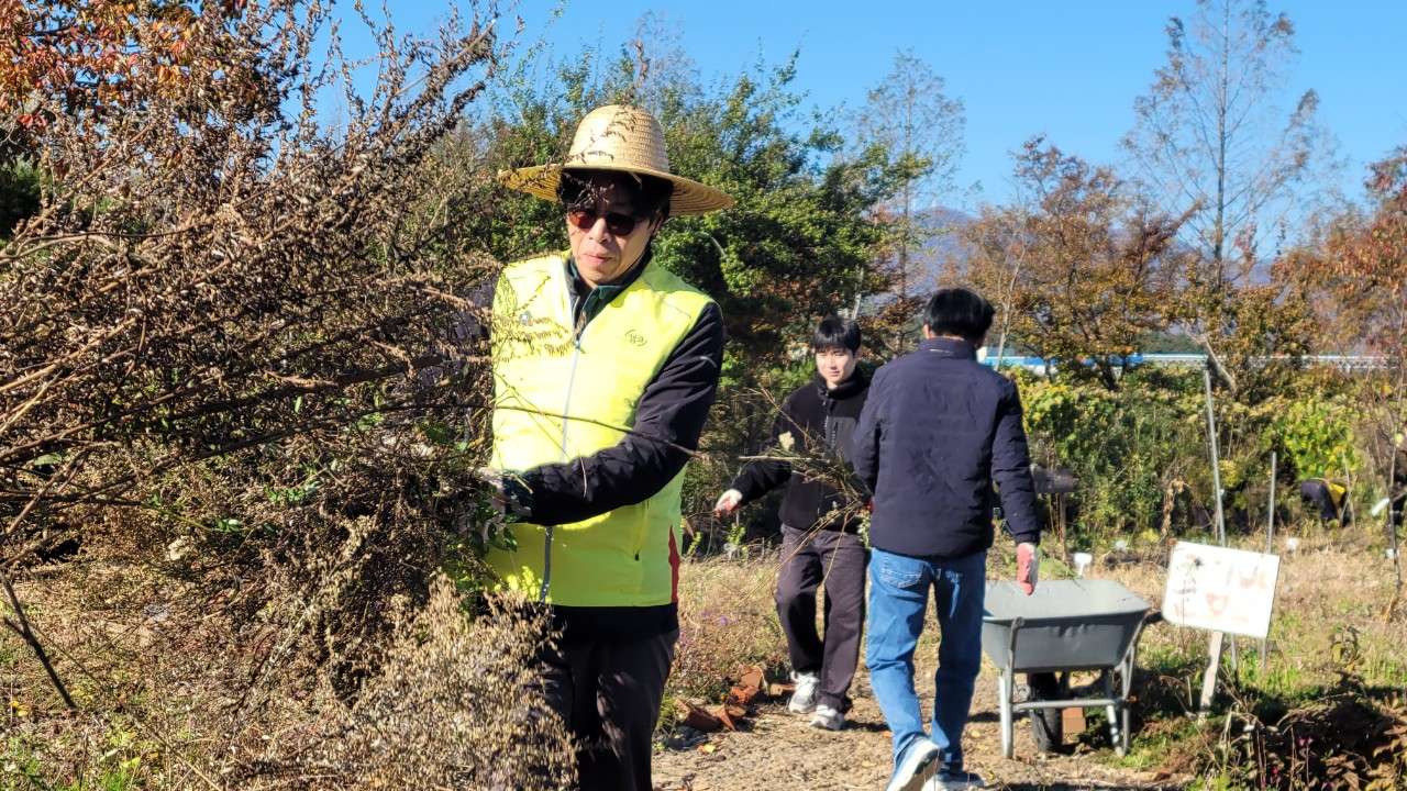 사본 -1_fe2Ud018svcmylapkvlxbxu_vd3dgs.jpg