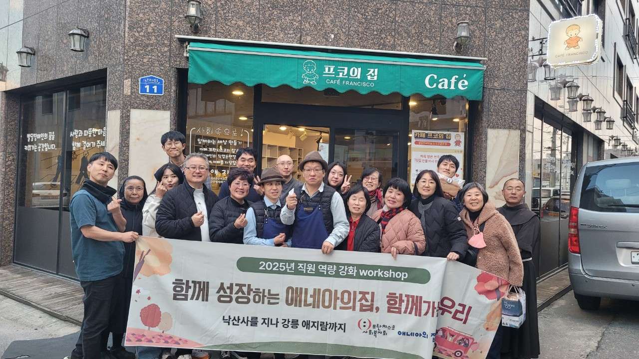 사본 -j_ef0Ud018svc1o4aug0r73mt7_vd3dgs.jpg