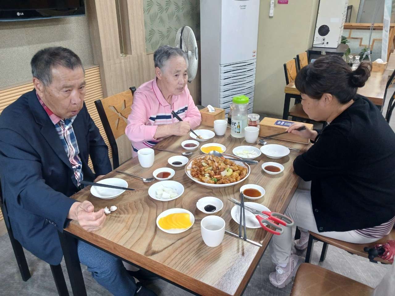 사본 -a_734Ud018svc2ug5y3zz4ghd_cwk4u7.jpg