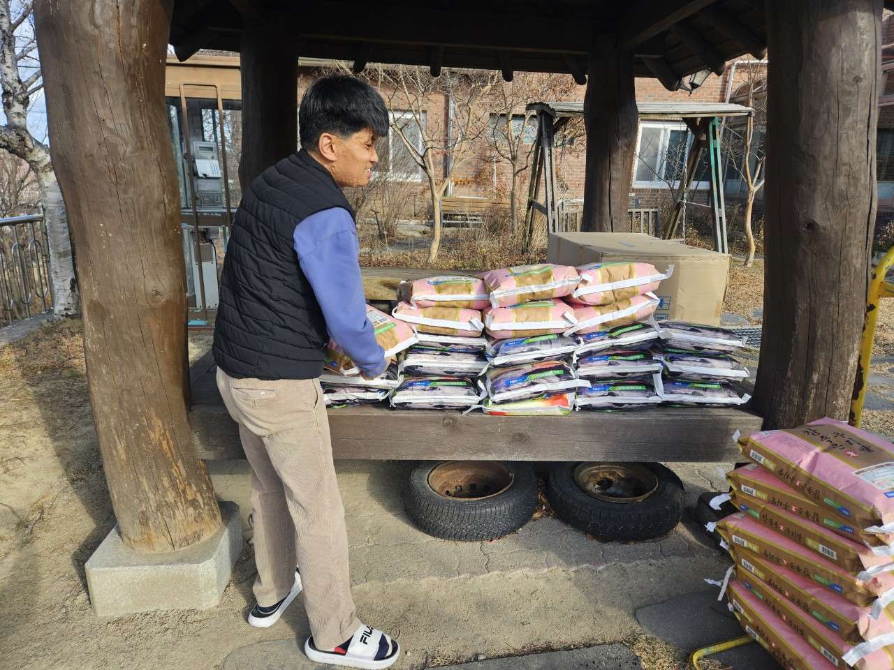 사본 -h_94cUd018svc1bmjgc4fwtxex_2ejiji.jpg